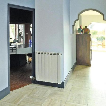 Holiday Home With Indoor Pool, Льо Порж Екстериор снимка