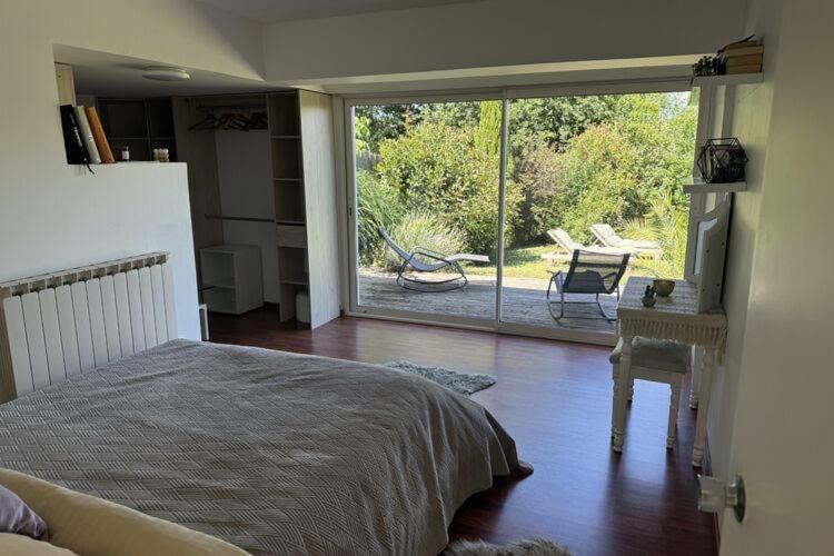 Holiday Home With Indoor Pool, Льо Порж Екстериор снимка